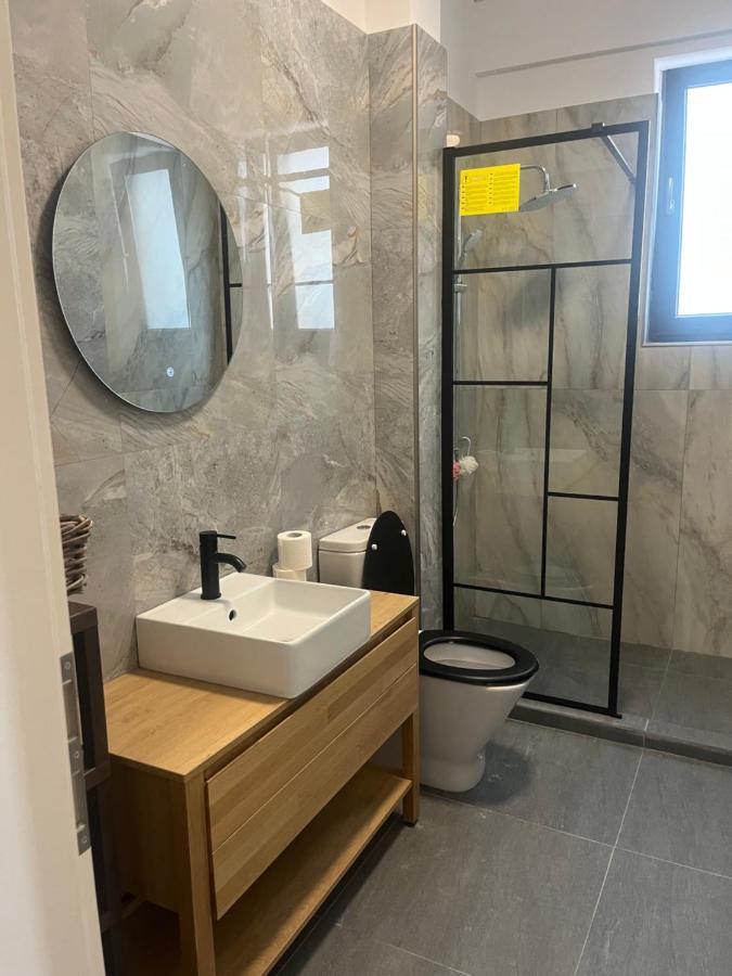Jacob'S Residence Navodari Ngoại thất bức ảnh